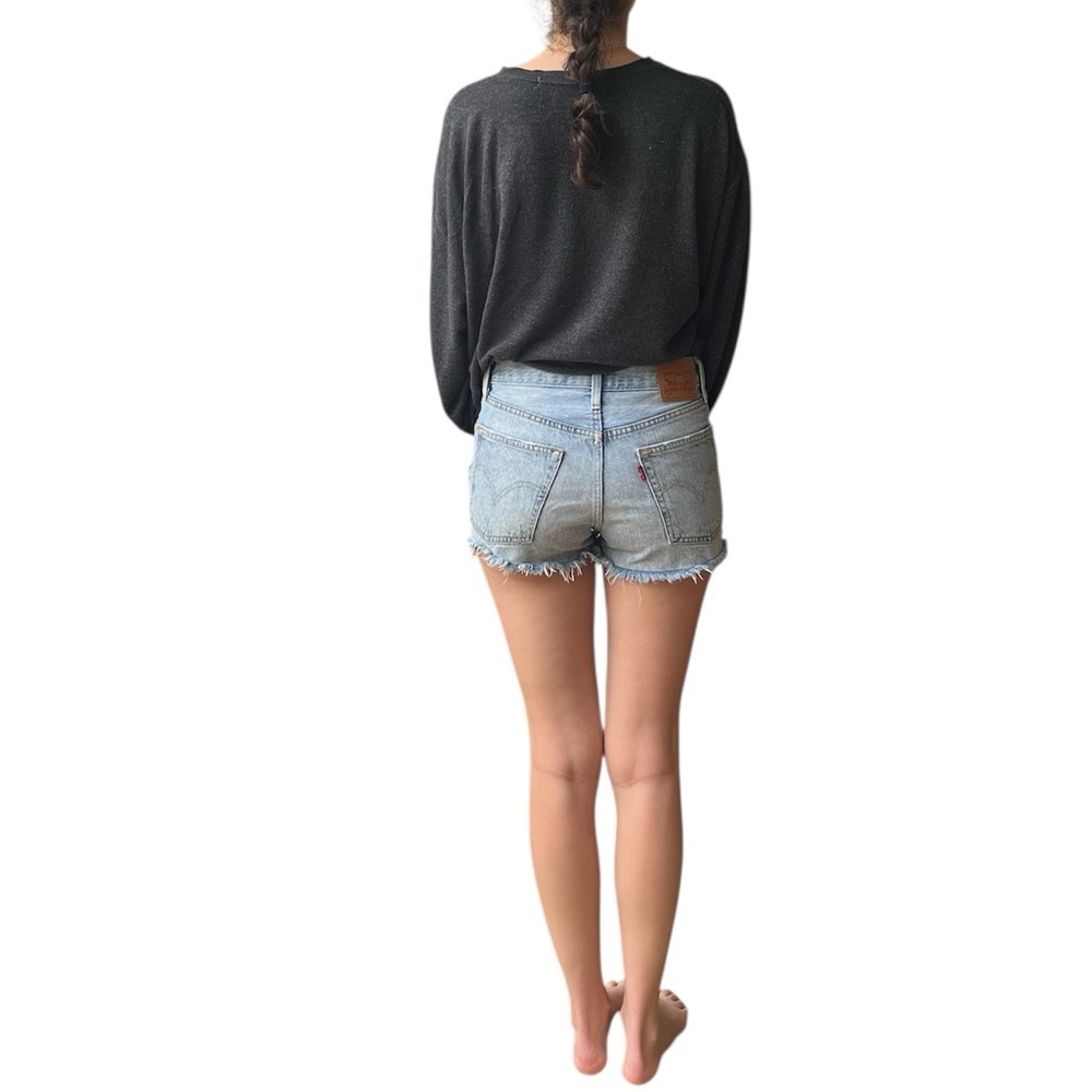 Levi's 501 Shorts Size 25 - Picture 2 of 7